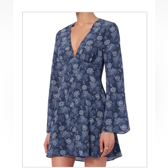 INTERMIX SONYA PRINT DRESS FLORAL V NECK BELL SLEEVE (D10) - Picture 3 of 11